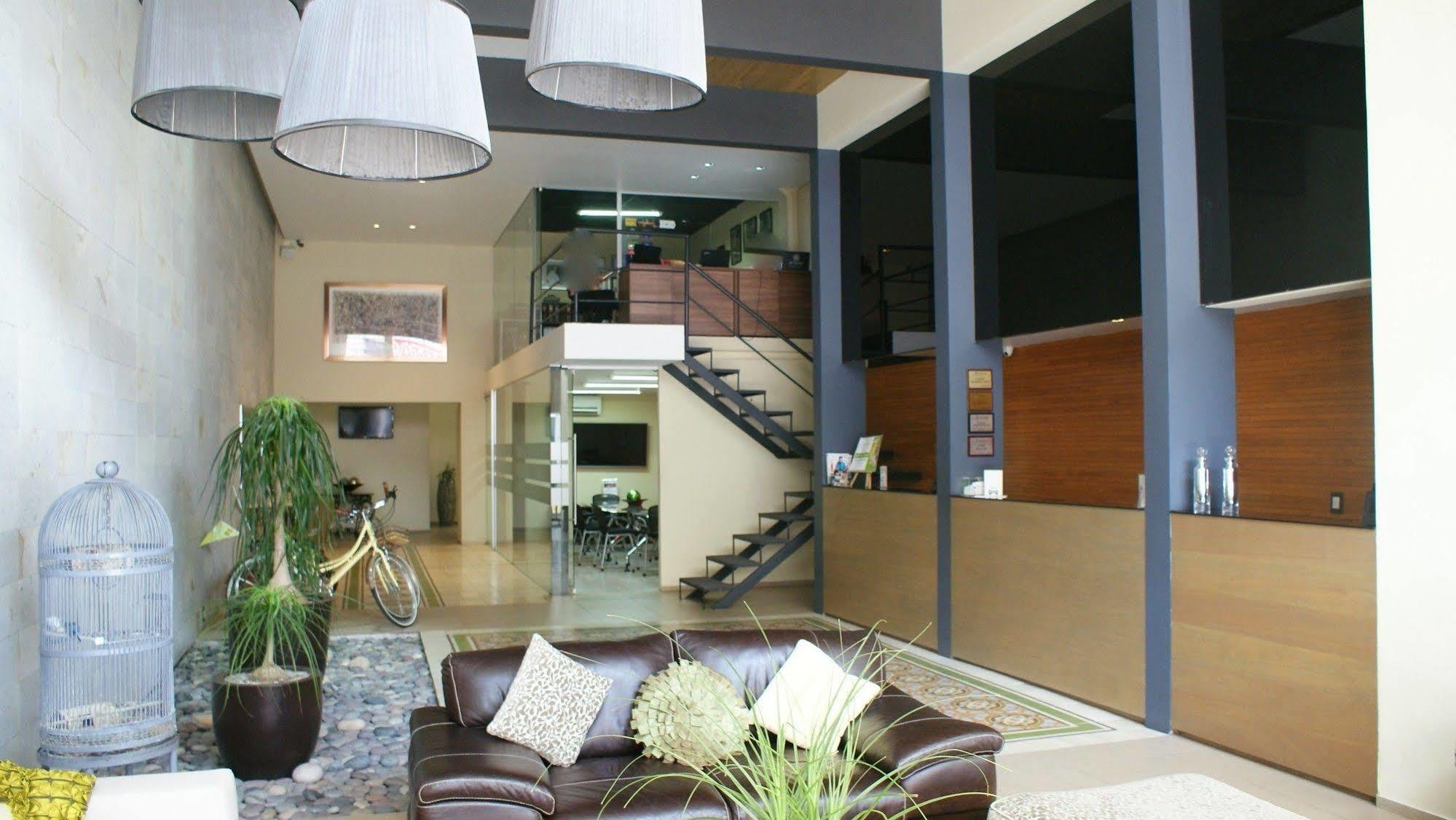 El Hotel Business Class - Zamora Centro Exterior photo