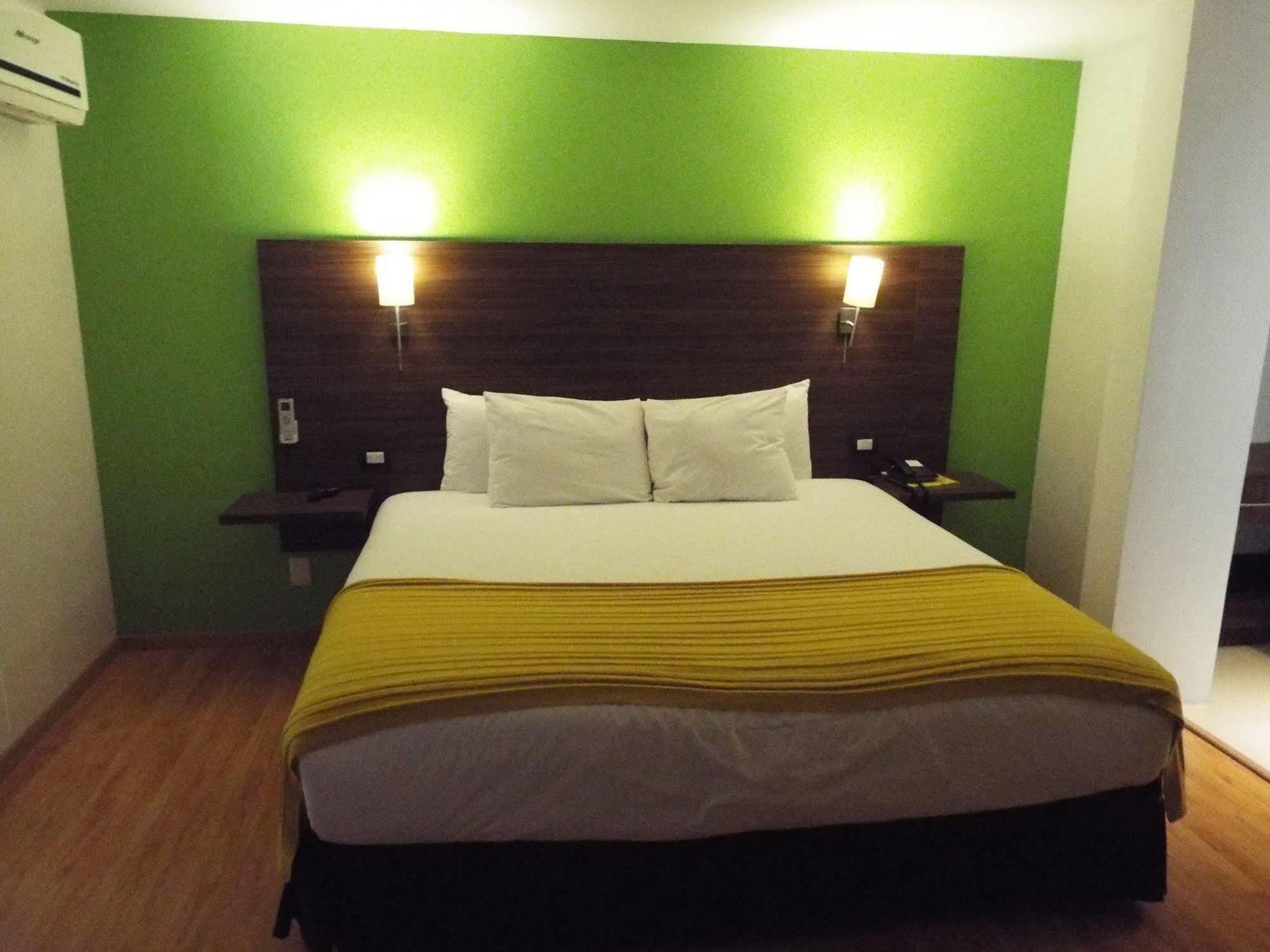 El Hotel Business Class - Zamora Centro Exterior photo